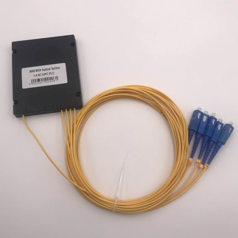 EPON GPON Fiber Optic PLC Splitter 1 * 4 Low insertion loss with connector